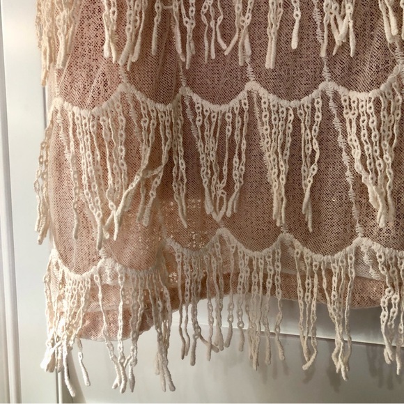 NWT. Sassy but sophisticated dress. Size M. - Picture 3 of 8